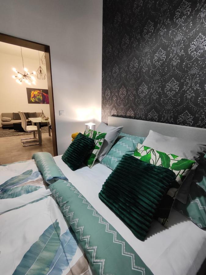 Dolce Vita Lux บูดาเปสต์ ภายนอก รูปภาพ