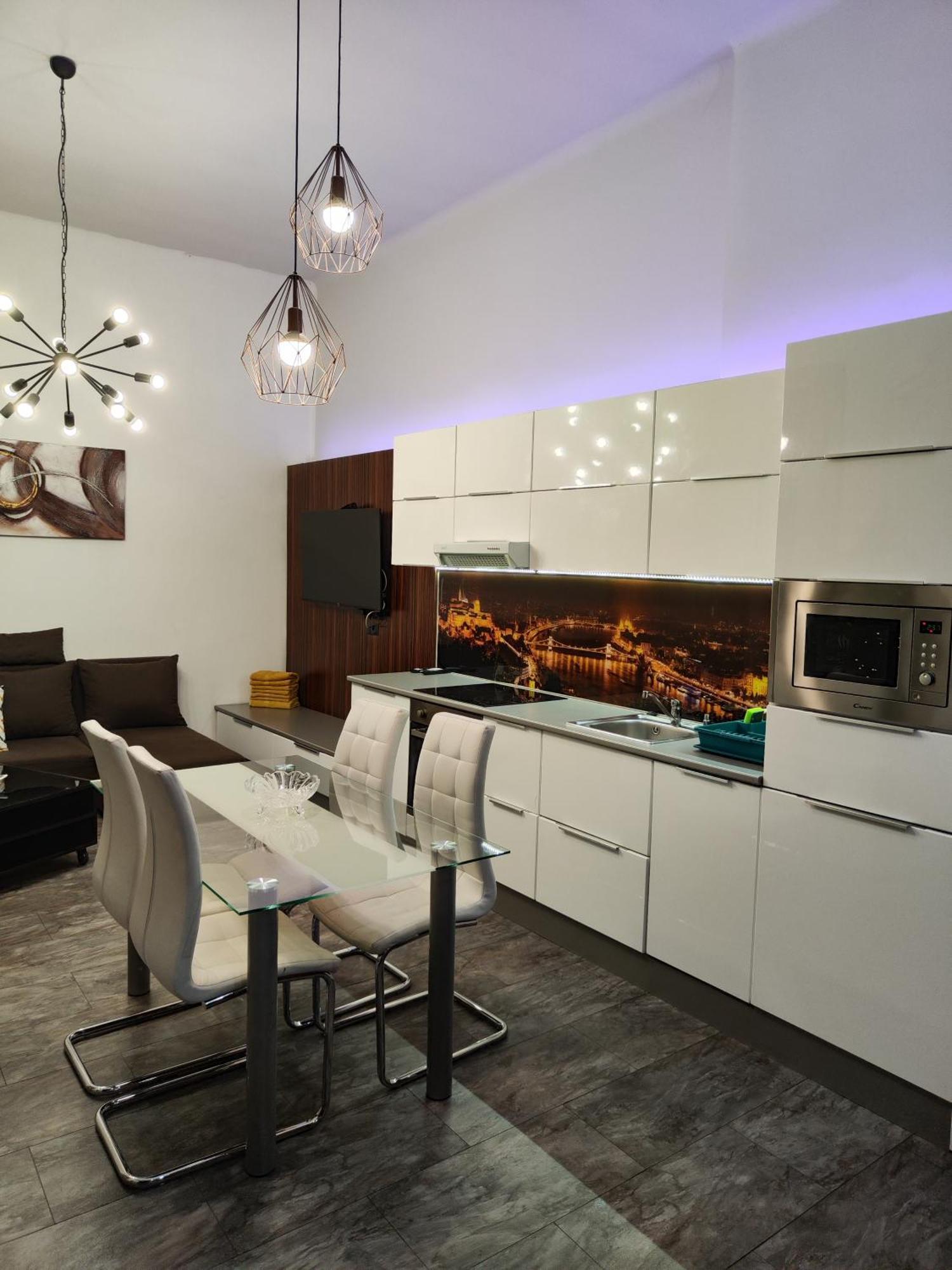 Dolce Vita Lux บูดาเปสต์ ภายนอก รูปภาพ